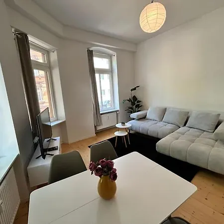 Apartment Moderner Altbau Im Szeneviertel